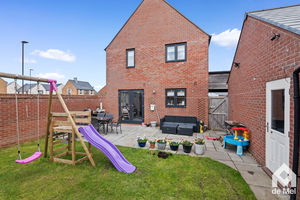 Photo 14- click for photo gallery